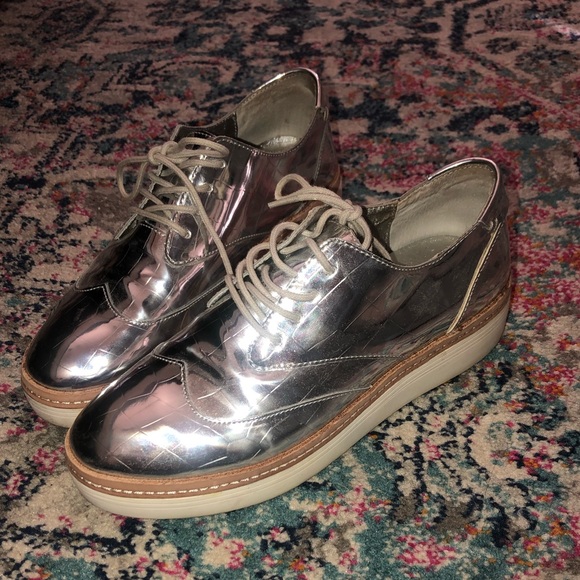 steve madden silver oxfords